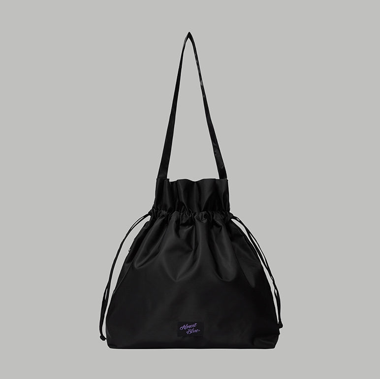 オルモストブルー(Almost Blue) NYLON BUCKET BAG