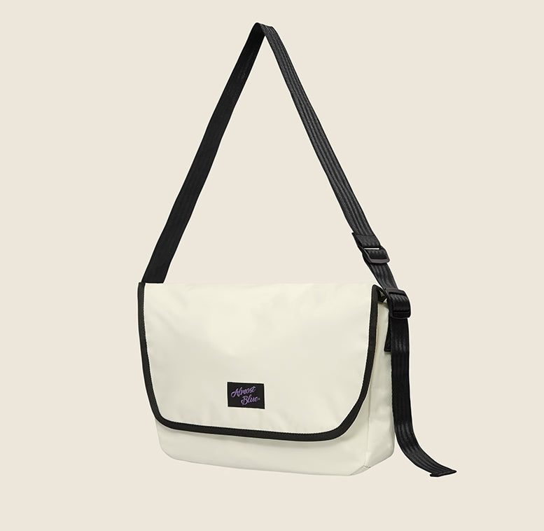 オルモストブルー(Almost Blue) SWEET MAILBOX MESSENGER BAG