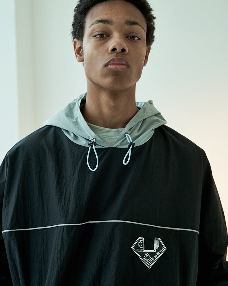 オベルー(OVERR) 19FW BLACK NYLON HOODIE
