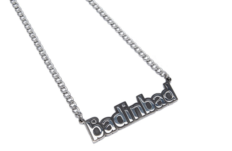  ベドインベド(BADINBAD)BIB LOGO NECKLACE_SILVER