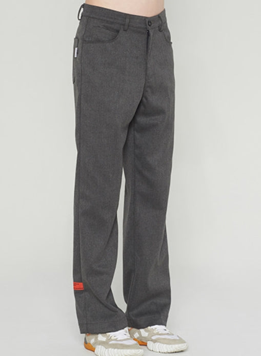 ベドインベド(BADINBAD) POINT LOGO SINGLE SLACKS_CHARCOAL