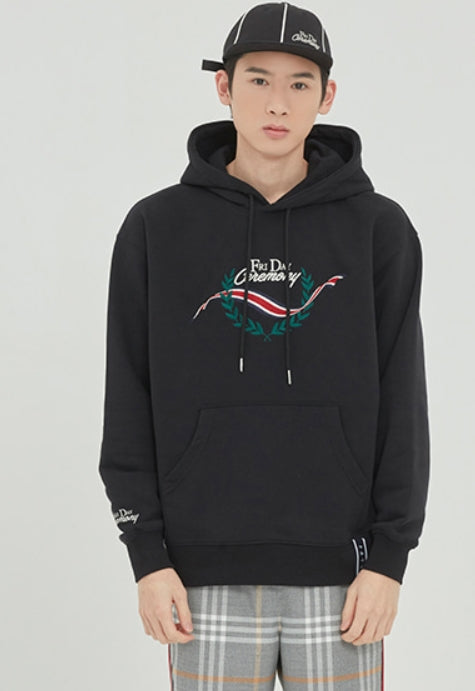 ロマンティッククラウン(ROMANTIC CROWN)FRIDAY CEREMONY HOODIE_BLACK