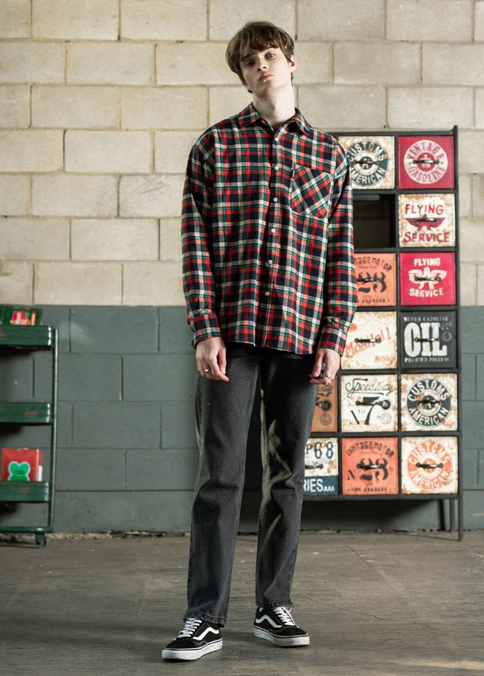 シディスコンマ(SHETHISCOMMA) SLIT-CUT JEAN