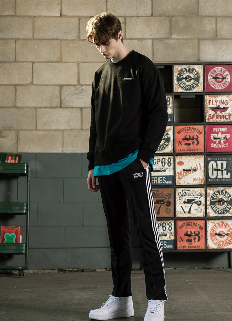 シディスコンマ(SHETHISCOMMA) LOGO LETTERRING MTM