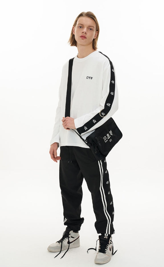 オーワイ(OY)TRIPLE LOGO CROSS BAG