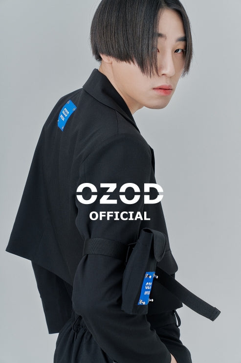 オージーオーディー(OZOD) CROP BLAZER_black