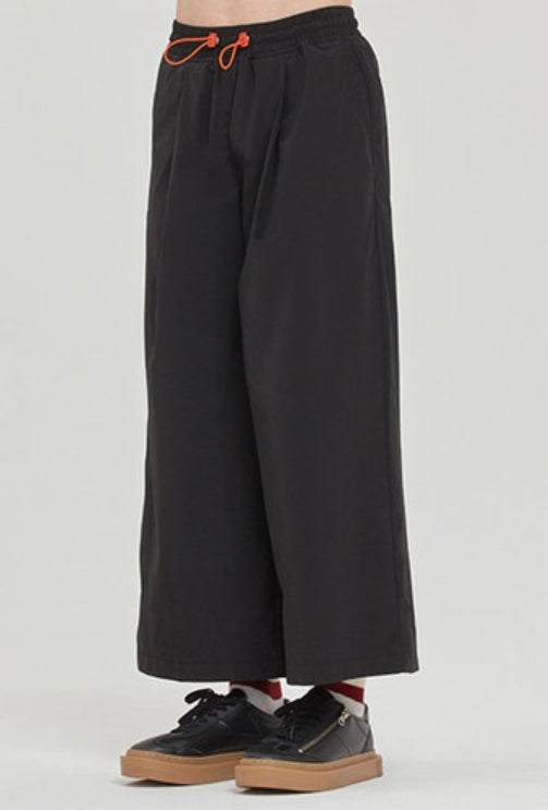 ロマンティッククラウン(ROMANTIC CROWN) WIDE FIT EASY PANTS_BLACK