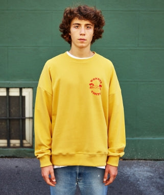 ワンダービジター(WONDER VISITOR) Happy cross punch Sweatshirt-Mustard