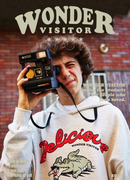 ワンダービジター(WONDER VISITOR) Delicious vintage print Hoodie