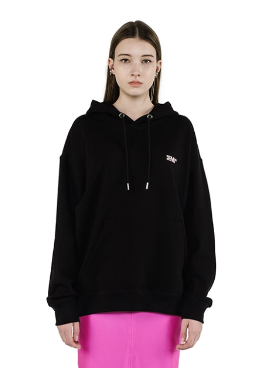 MMIC(エムエムアイシー) LOGO HOODIE