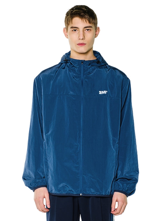 MMIC(エムエムアイシー) ESSENTIAL WINDBREAKER