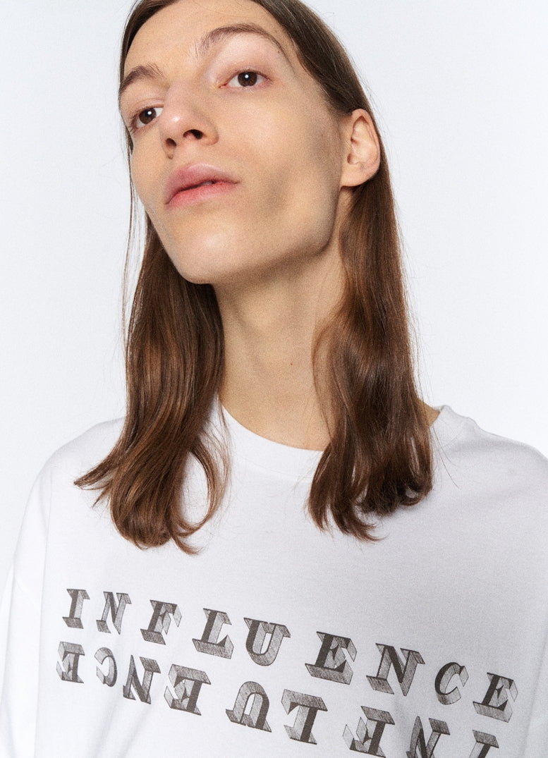 オベルー(OVERR) ESSAY. INFLUENCE WHITE T-SHIRTS