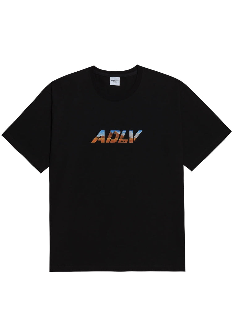 アクメドラビ(acme' de la vie) PYRAMID LOGO SHORT SLEEVE T-SHIRT