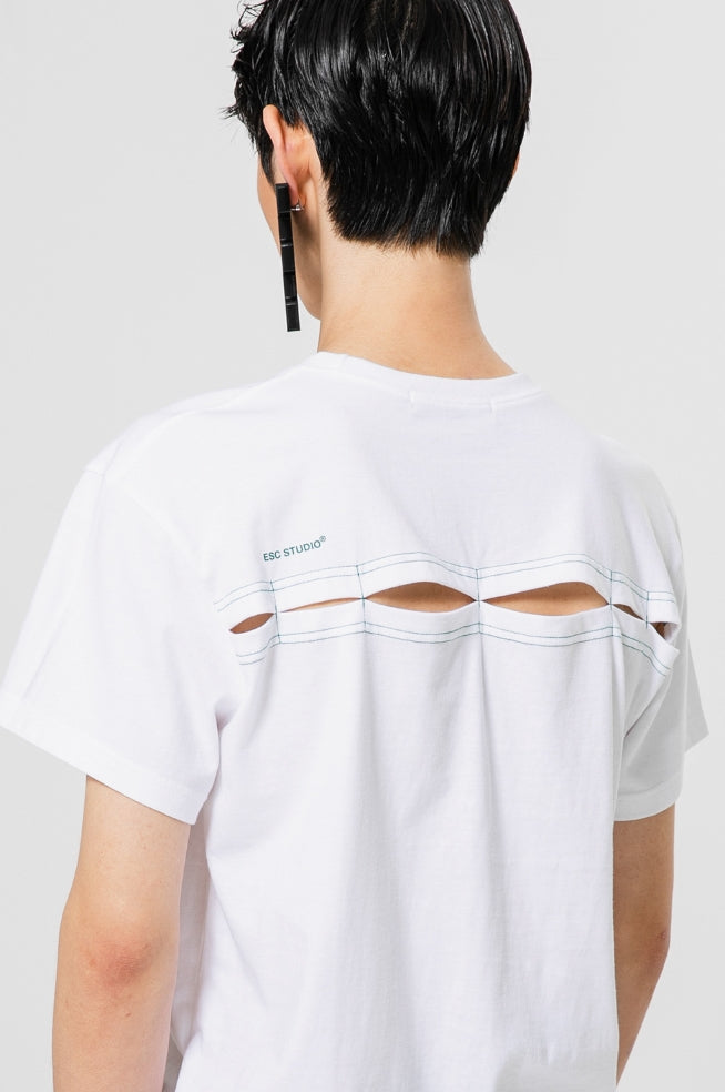 イーエスシースタジオ(ESC STUDIO)  Back slit t-shirt(white)