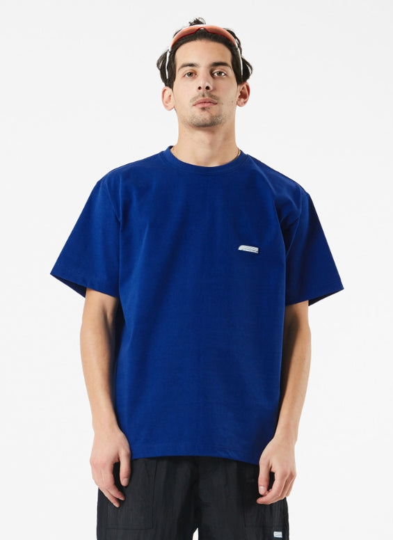 NOMANUAL(ノーマニュアル) NM PATCH LOGO T-SHIRT - BLUE