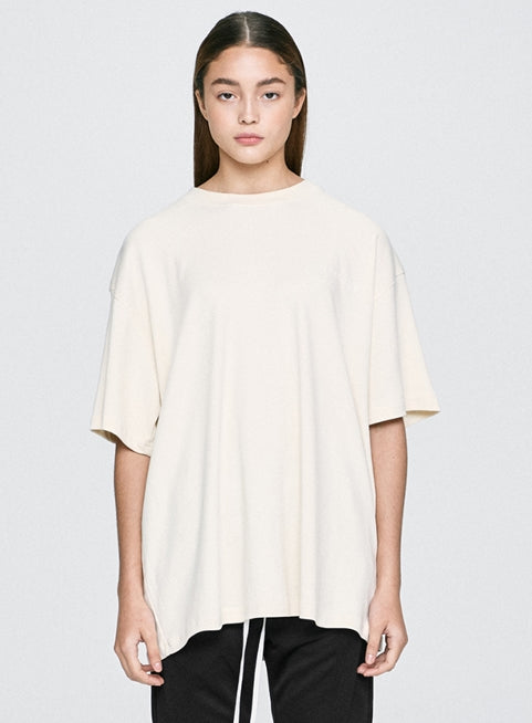 ディープリーク(DPRIQUE) LOGO T-SHIRT - BEIGE