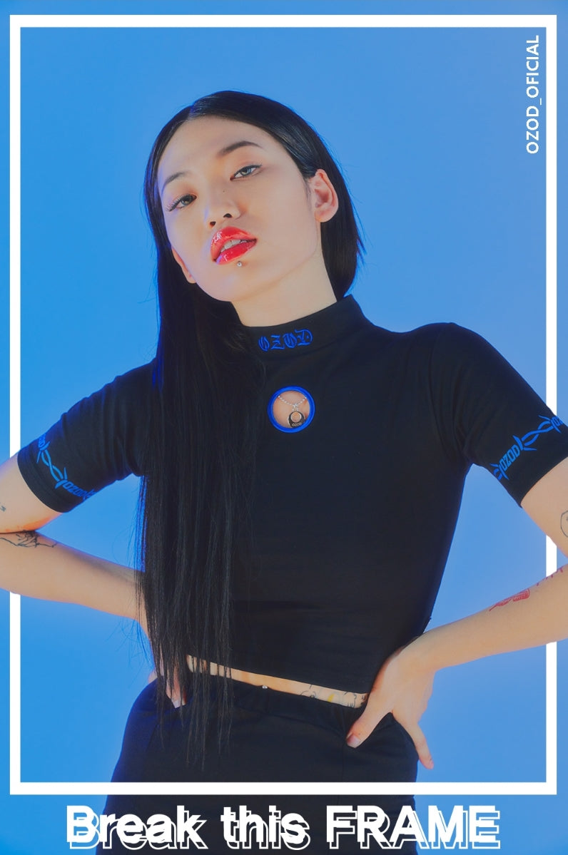 オージーオーディー(OZOD) THORN CROP TOP_BLACK