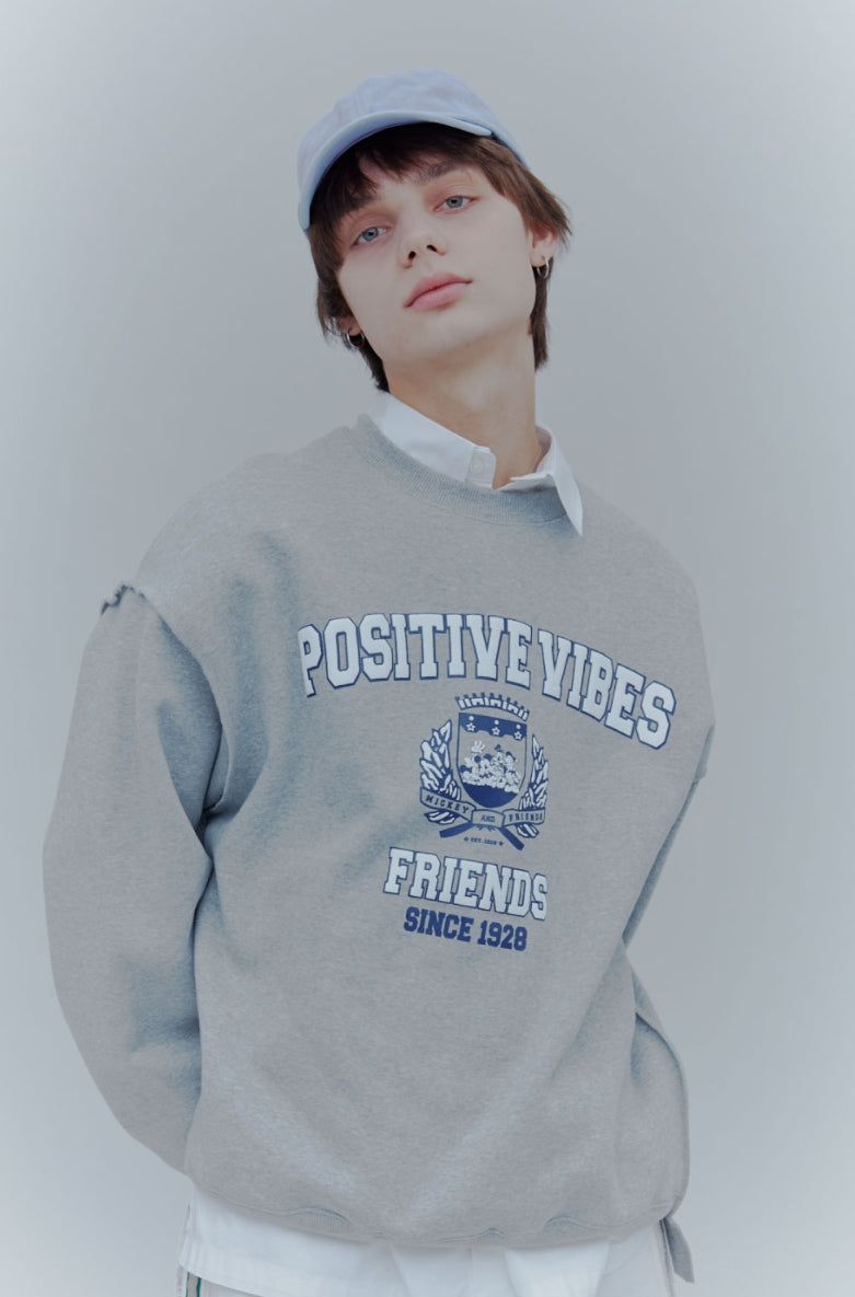 ORDINARY PEOPLE(オーディナリーピープル) [DISNEYxORDINARY PEOPLE] MICKEY AND FRIENDS' POSITIVE VIBES GREY SWEATSHIRTS