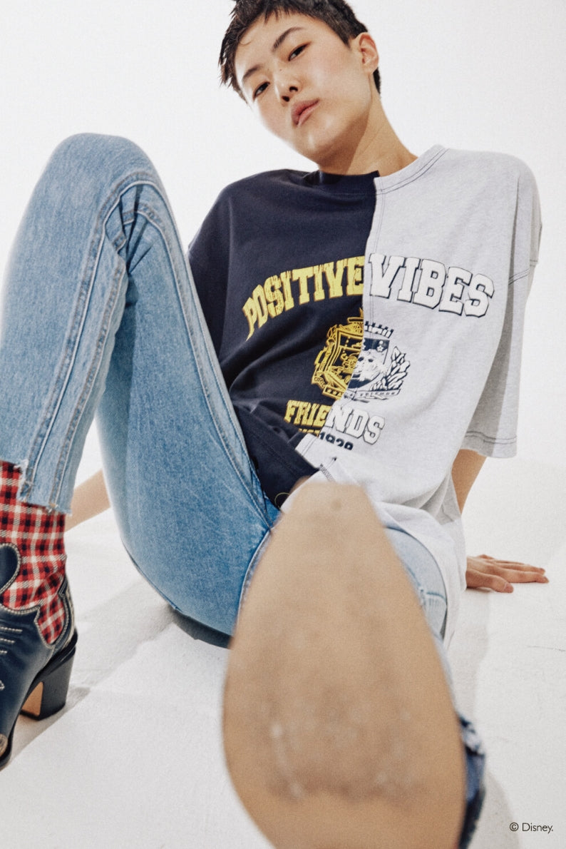 ORDINARY PEOPLE(オーディナリーピープル) [ORDINARYPEOPLE X DISNEY] POSITIVE VIBES NAVY&WHITE MELANGE T-SHIRTS
