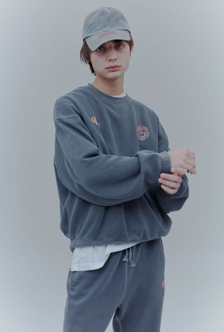 ORDINARY PEOPLE(オーディナリーピープル) VINTAGE LOGO CHARCOAL PIGMENT SWEATSHIRTS