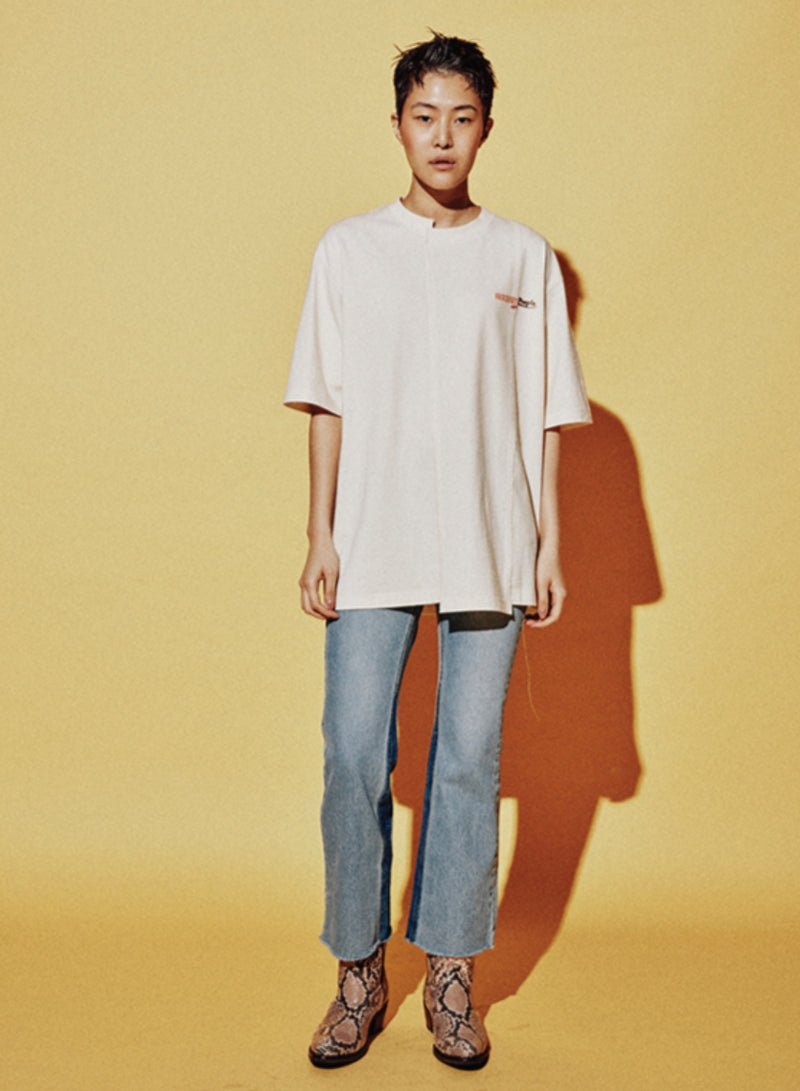 ORDINARY PEOPLE(オーディナリーピープル)    OLD SCHOOL ARMY LOGO CREAM T-SHIRTS