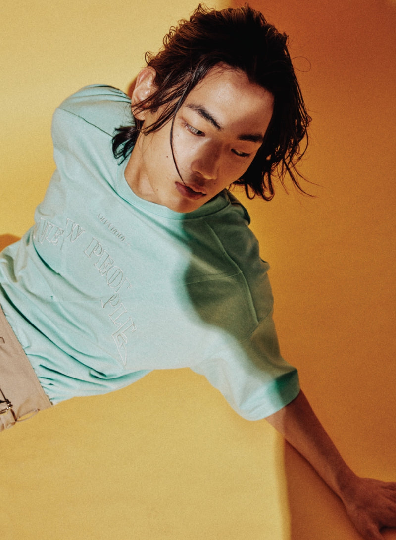 ORDINARY PEOPLE(オーディナリーピープル)    V-CUTTING DETAIL STRING LAYERED MINT T-SHIRTS