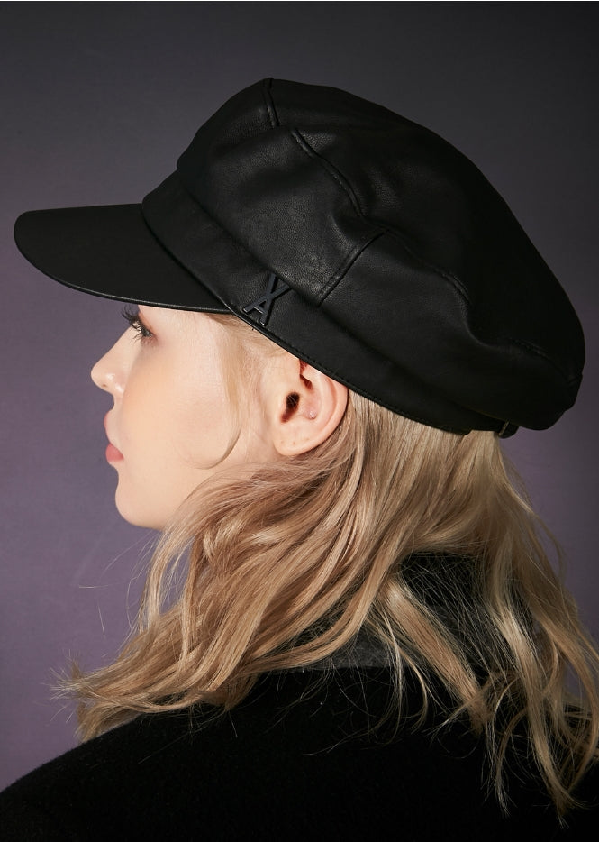 VARZAR(バザール) Black Stud Leather Madroscap Black