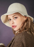 VARZAR(バザール) Bold Metal Tip Cloche Hat Cream