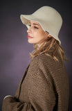 VARZAR(バザール) Bold Metal Tip Cloche Hat Cream