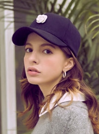 VARZAR(バザール) Camellia wool ballcap black/white