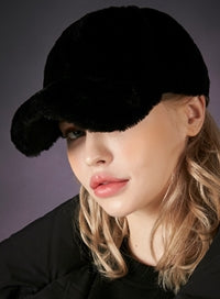 VARZAR(バザール) Fur logo point ball cap black