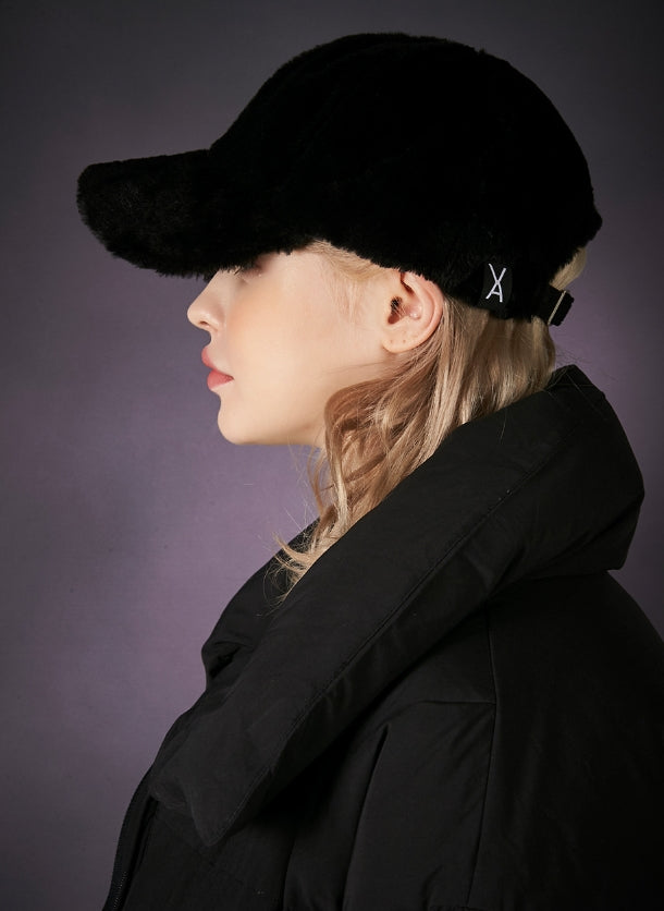 VARZAR(バザール) Fur logo point ball cap black