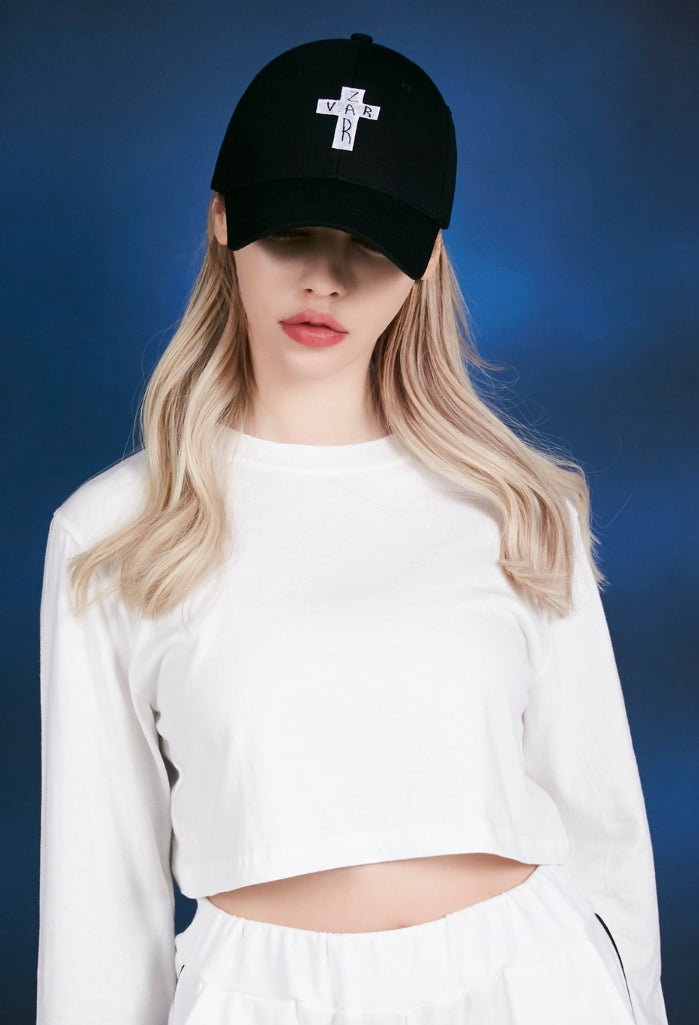 VARZAR(バザール) Black Cross Logo Overfit Buckle Cap Black