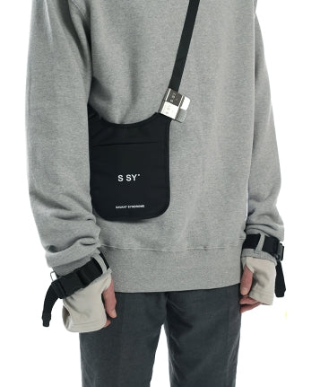 SSY(エスエスワイ) passport bag