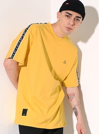 SSY(エスエスワイ)   S SY TAPE LOGO T-SHIRT YELLOW