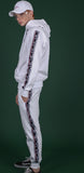SSY(エスエスワイ)  wide tape hoody white