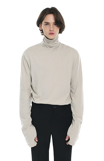 SSY(エスエスワイ)  turtle neck hand warmer sleeve t-shirt ivory