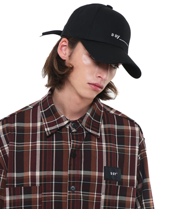 SSY(エスエスワイ)  underbar logo minimal surface cap black