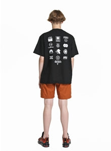 KND(ケイエンド) LOGO ARCHIVE GRAPHIC T-SHIRT BLACK
