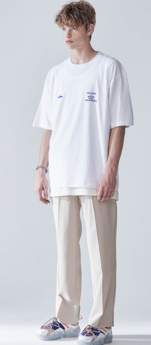 KND(ケイエンド) VIOLENCE HIDE GRAPHIC T-SHIRT WHITE