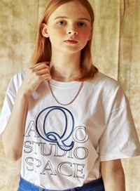 AQO_studiospace(アコスタジオスペース)  AQO Q LOGO T SHIRT WHITE