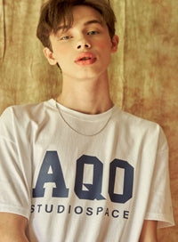 AQO_studiospace(アコスタジオスペース)  AQO BIG LOGO T SHIRT WHITE
