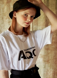 AQO_studiospace(アコスタジオスペース)  AQO SIGNATURE T SHIRT WHITE