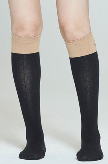 ロマンティッククラウン(ROMANTIC CROWN) LAUREL LOGO KNEE SOCKS_BLACK