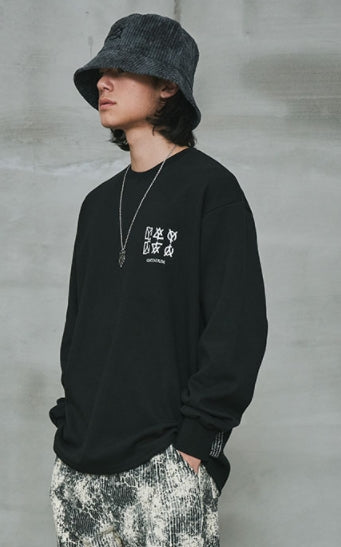 オーワイ(OY)   CRACK TRIPLE LOGO SLEEVE T-BLACK