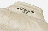 アクメドラビ(acme' de la vie) V LOGO DOWN VEST DARK IVORY