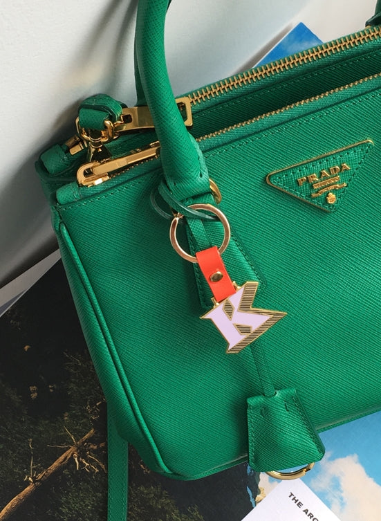 MONDAY EDITION(マンデイエディション) Stickery Initial Key Ring H