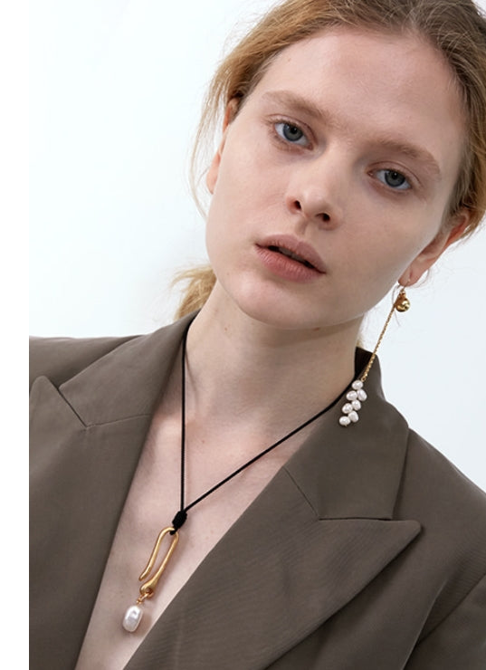 MONDAY EDITION(マンデイエディション)   Wheat Pearl Single Earring