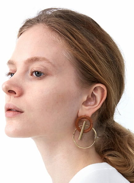 MONDAY EDITION(マンデイエディション)   Wood and Bar Earrings