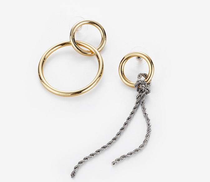 MONDAY EDITION(マンデイエディション)   Chain Knot and Circle Earrings